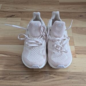 Adidas Ultraboost Cream Beige Sneakers Women’s Size 7 Primeknit ART G55370